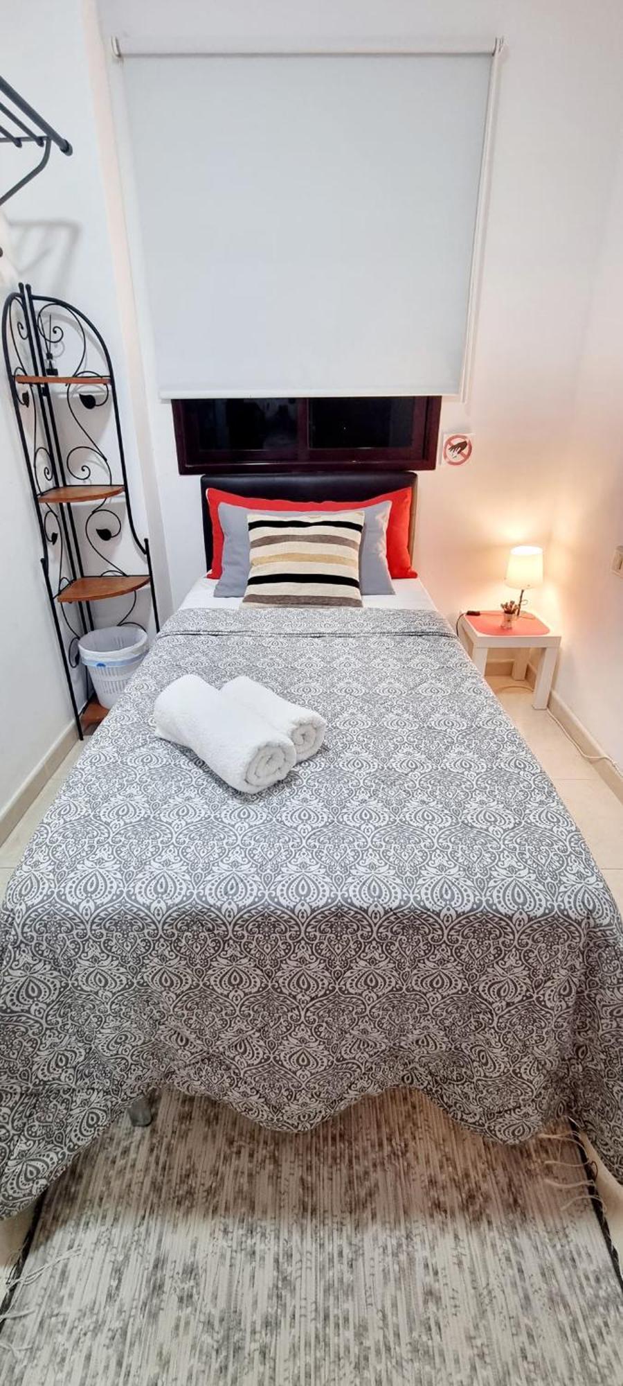 Almar We Go! Habitaciones Privadas En Alcala - Private Rooms - Pieces Privees - In Shared Apartment Exterior photo